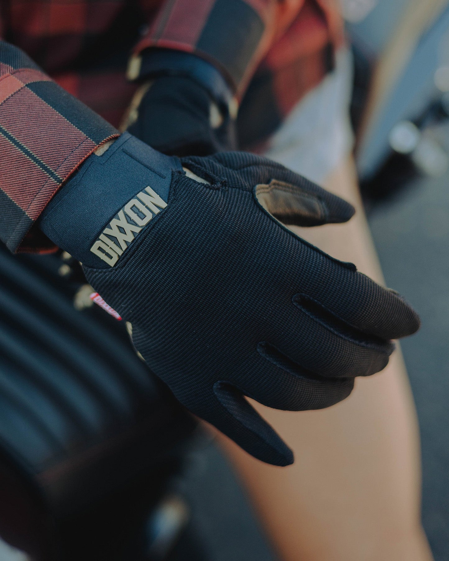 BRAAP Moto Gloves - Gold Yeww!